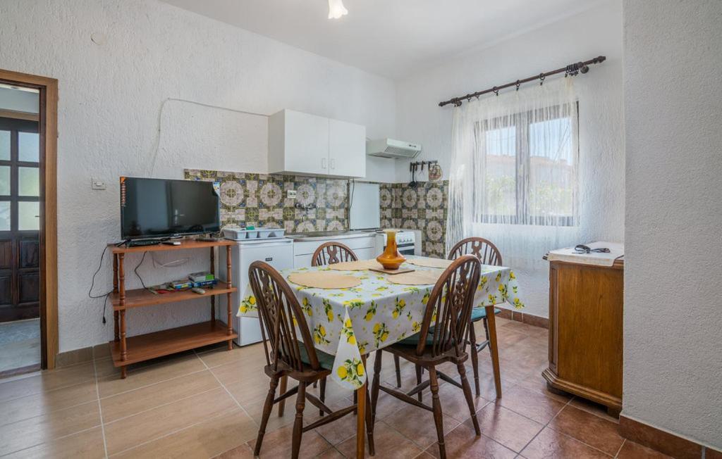 קרק Apartmani Mile מראה חיצוני תמונה